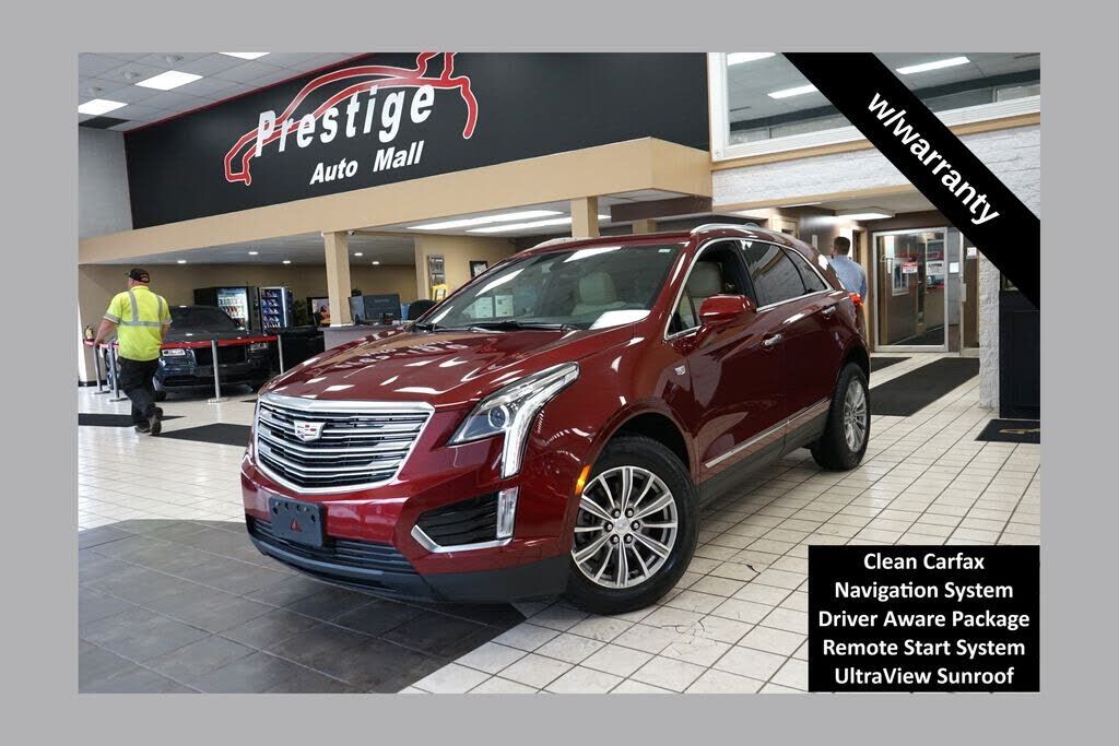 2017 CADILLAC XT5