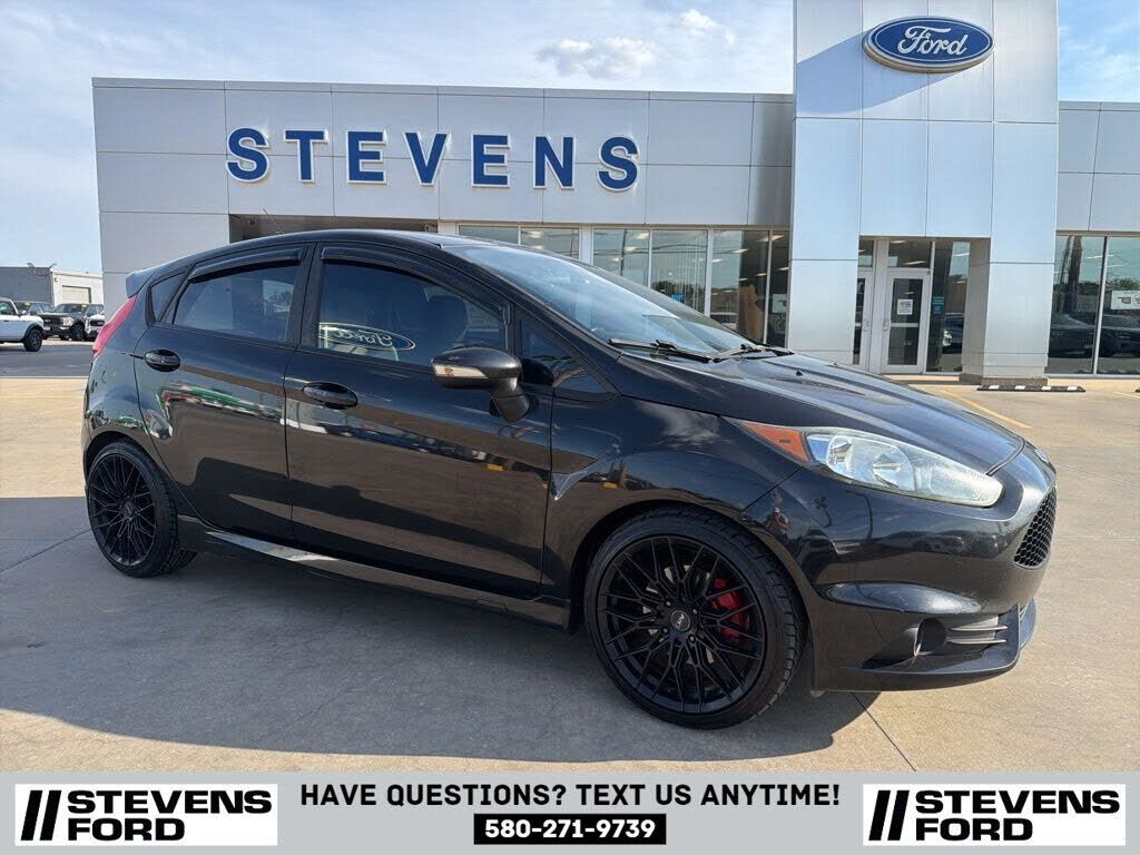 2015 FORD Fiesta