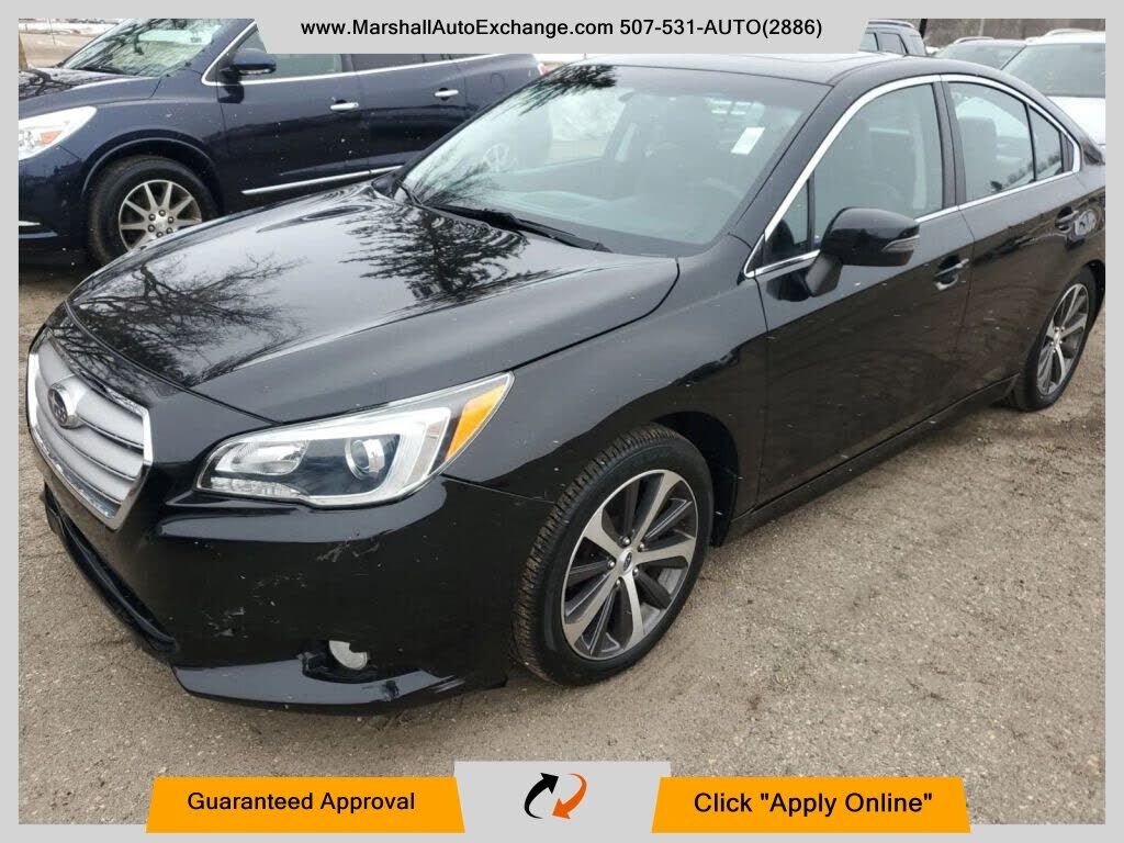 2017 SUBARU Legacy