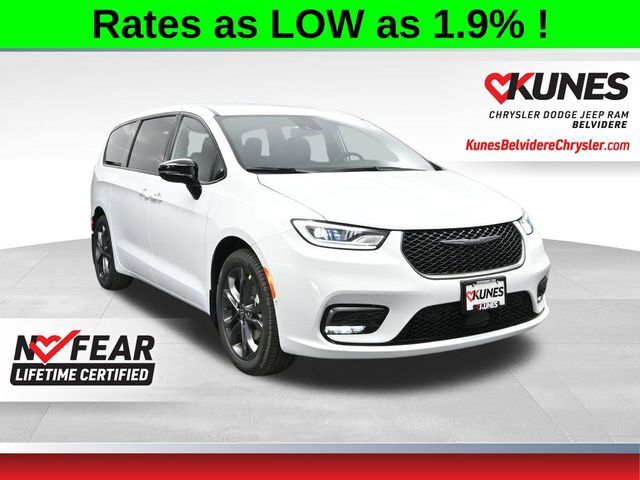 2026 CHRYSLER Pacifica