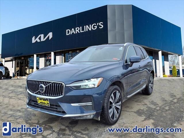 2022 VOLVO XC60