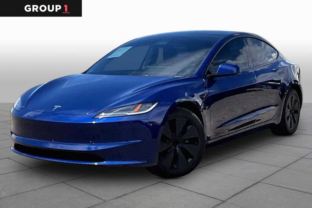 2025 TESLA Model 3