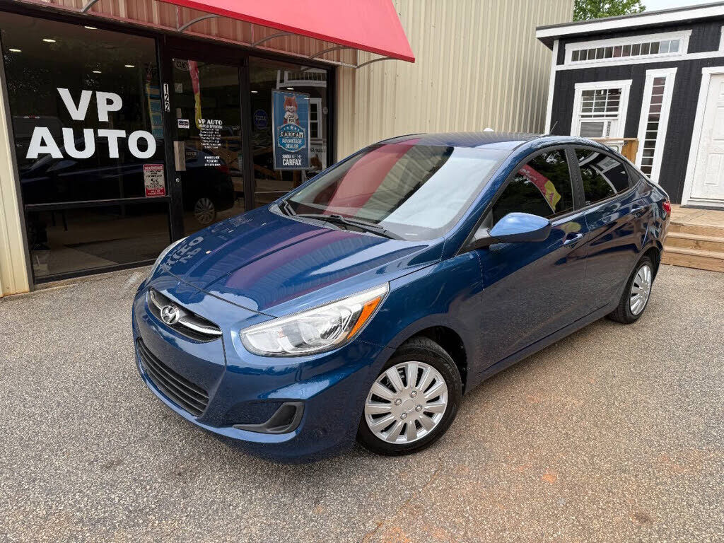 2016 HYUNDAI Accent