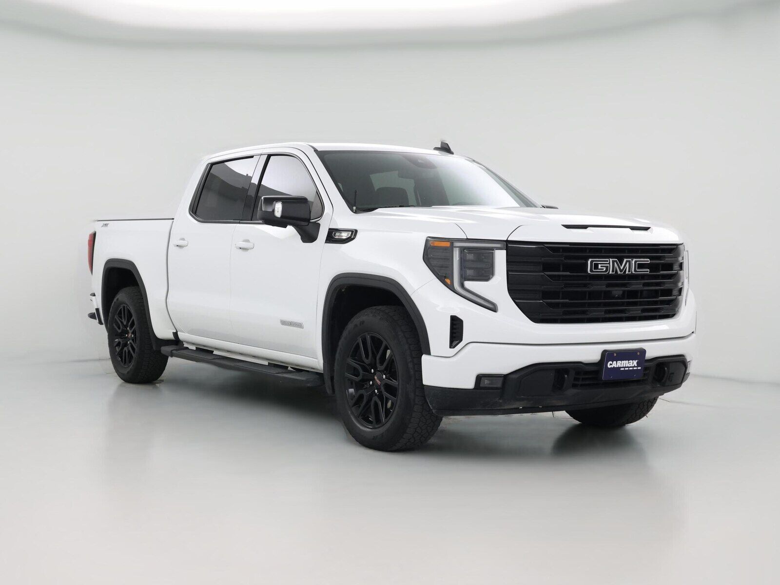 2023 GMC Sierra