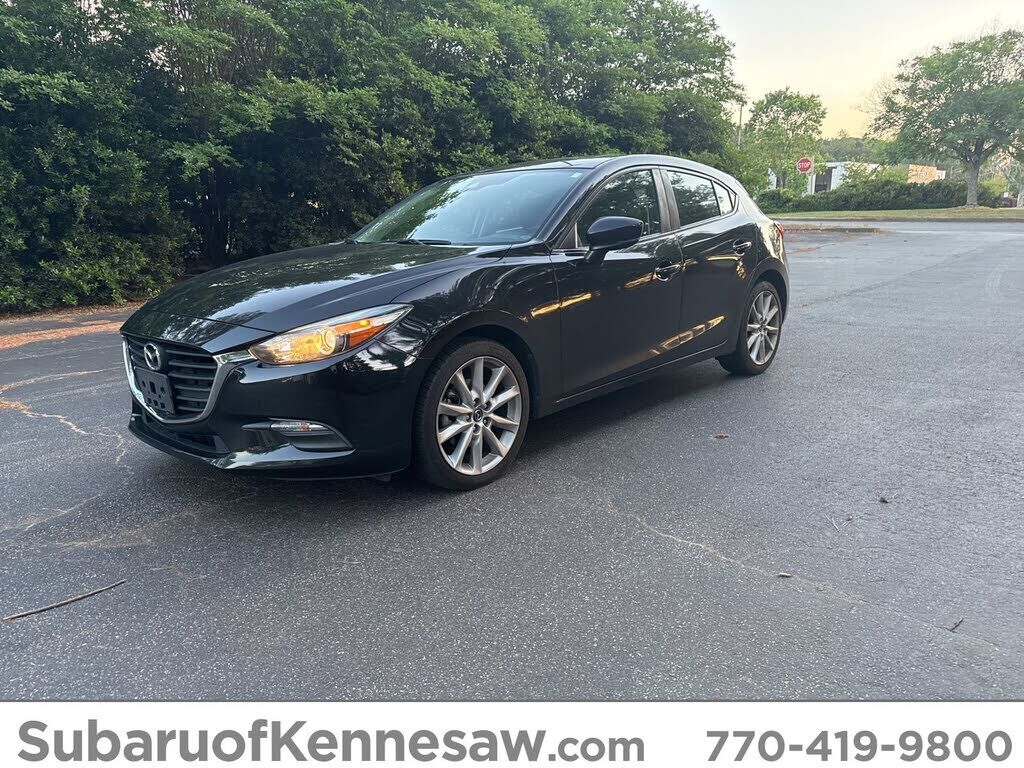 2017 MAZDA Mazda3