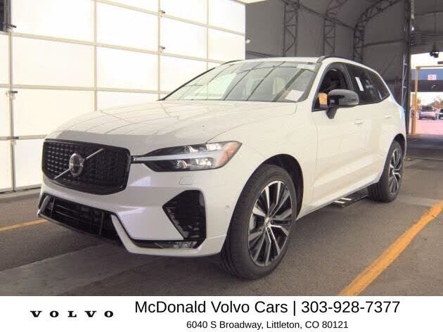 2025 VOLVO XC60