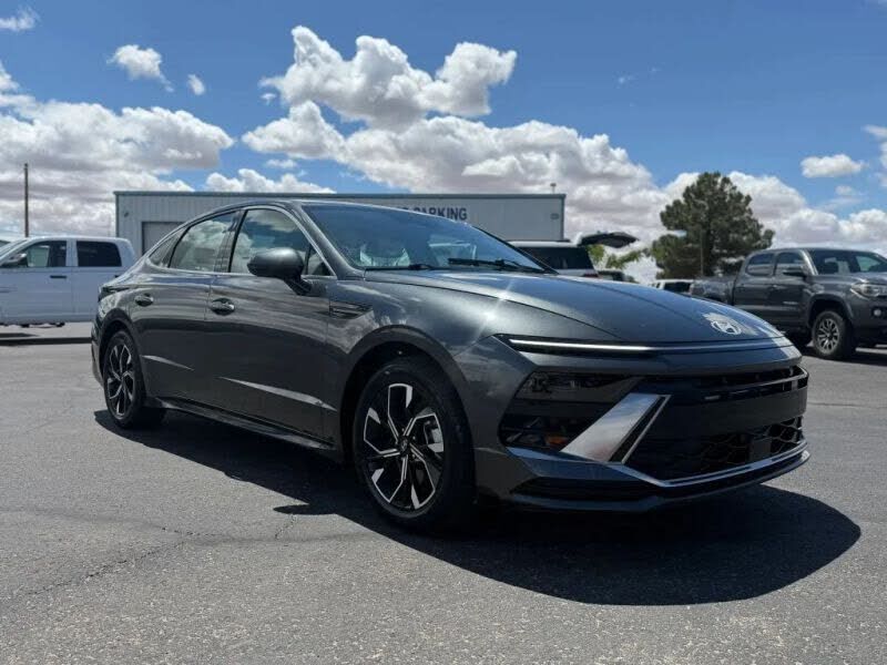 2025 HYUNDAI Sonata