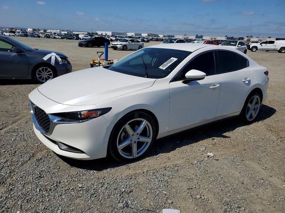 2020 MAZDA Mazda3