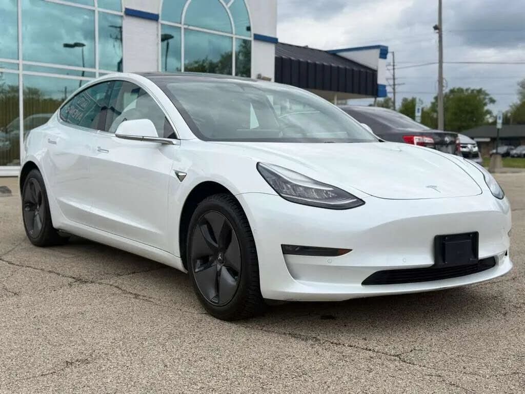 2019 TESLA Model 3