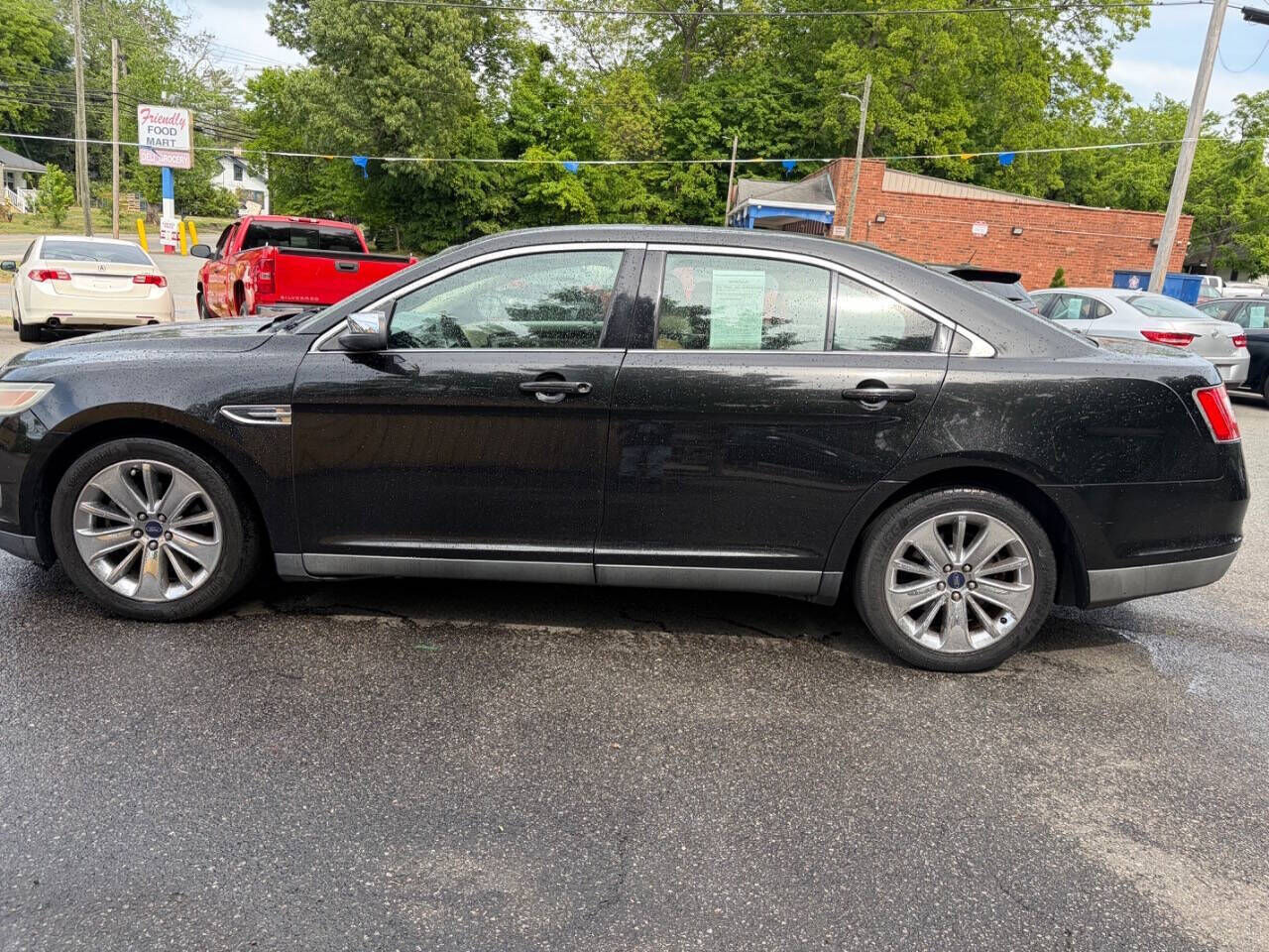 2012 FORD Taurus