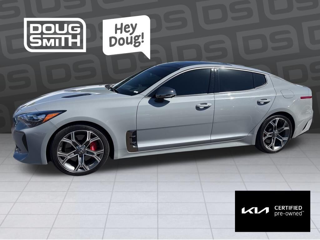 2021 KIA Stinger