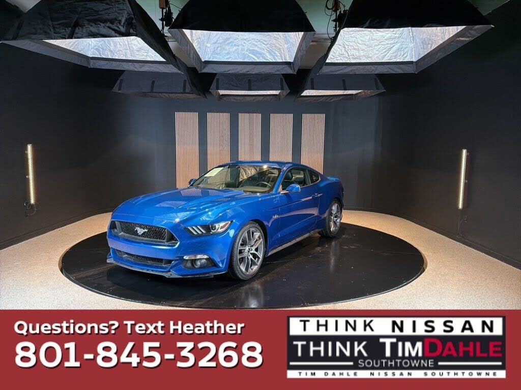 2017 FORD Mustang