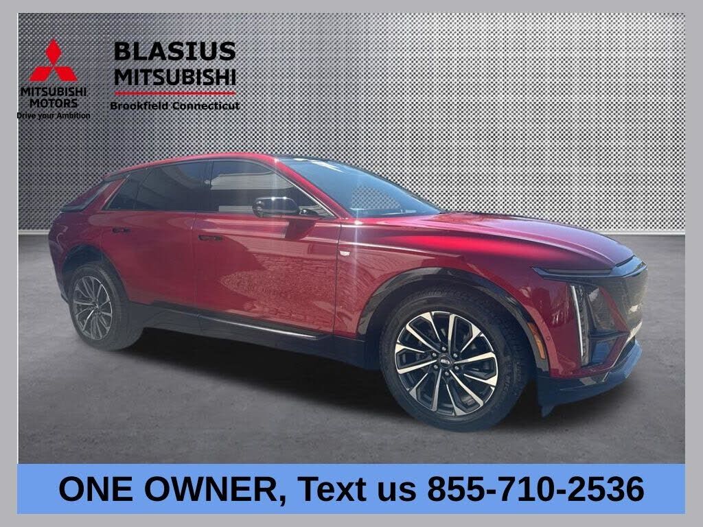 2024 CADILLAC Lyriq