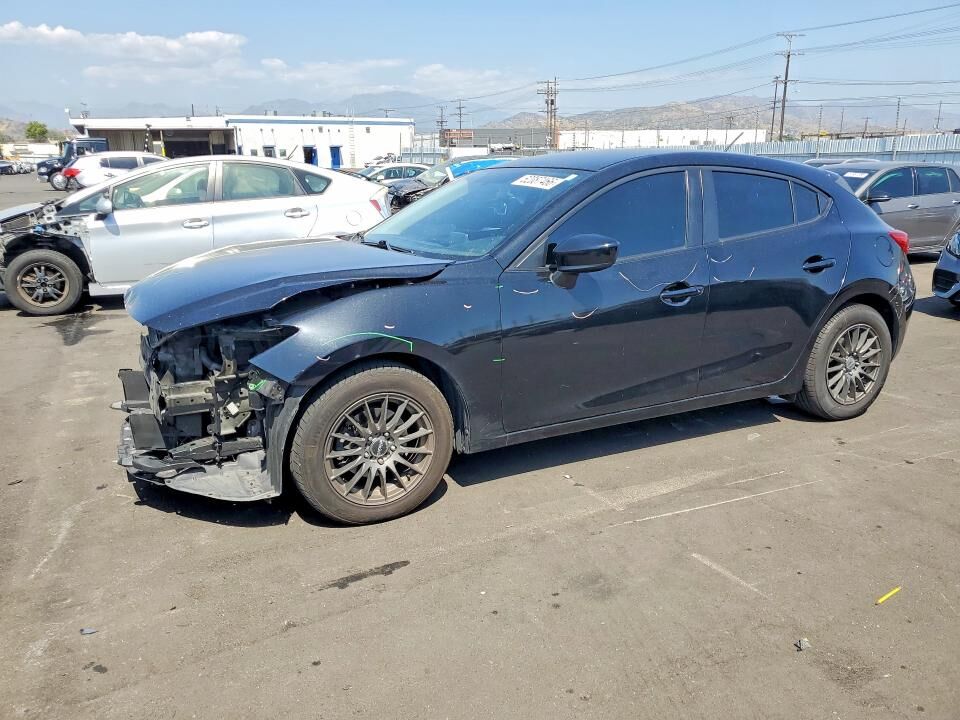 2016 MAZDA Mazda3