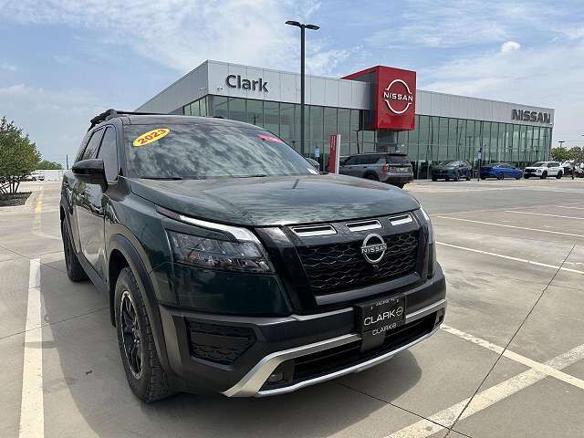 2023 NISSAN Pathfinder