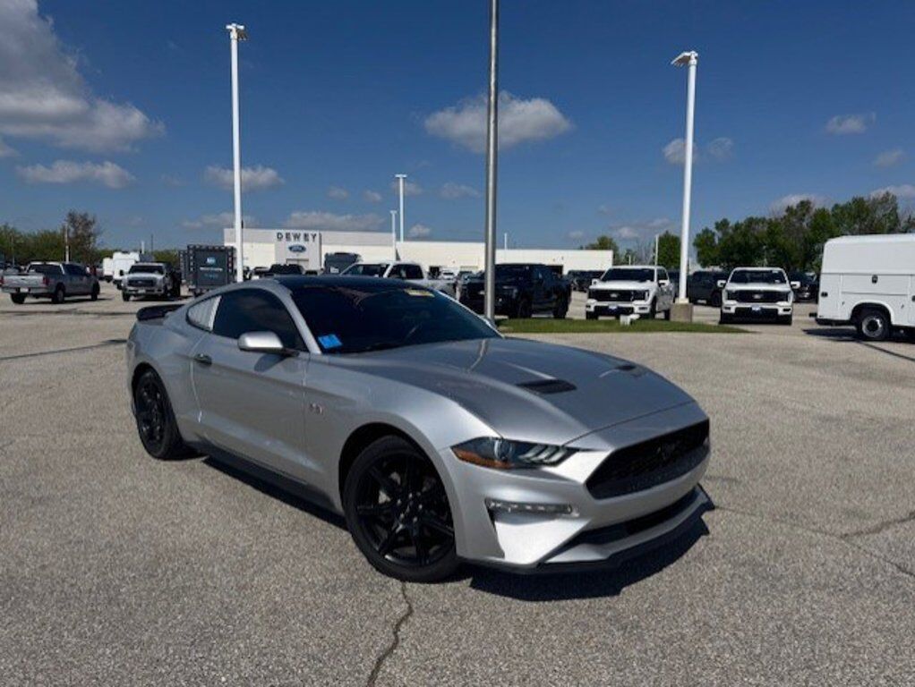 2019 FORD Mustang