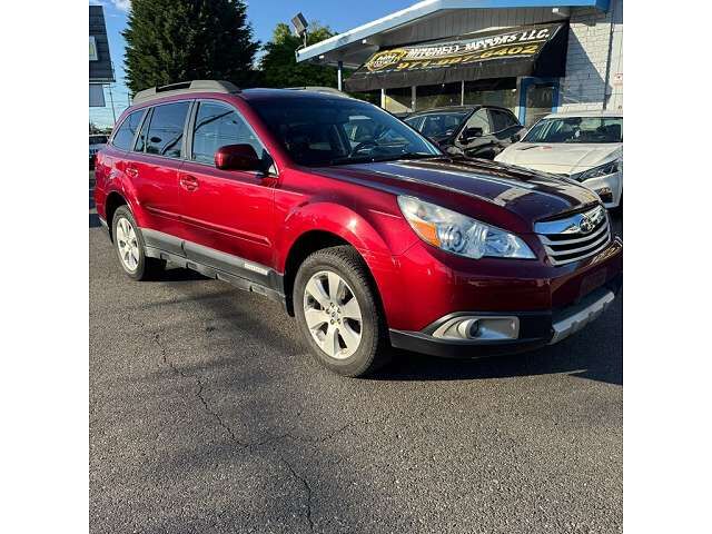 2012 SUBARU Outback