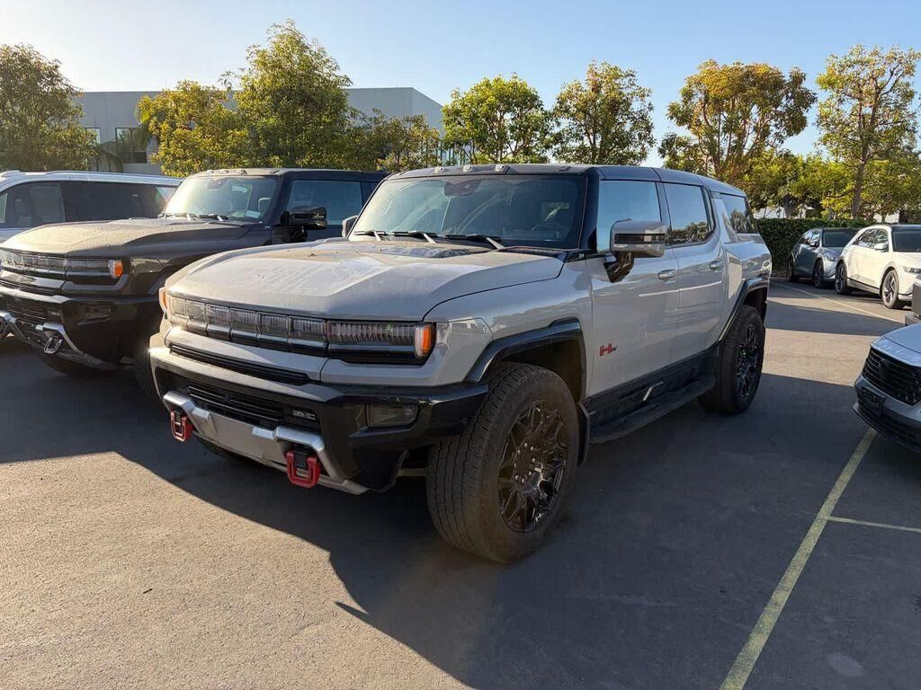 2025 GMC Hummer EV SUV