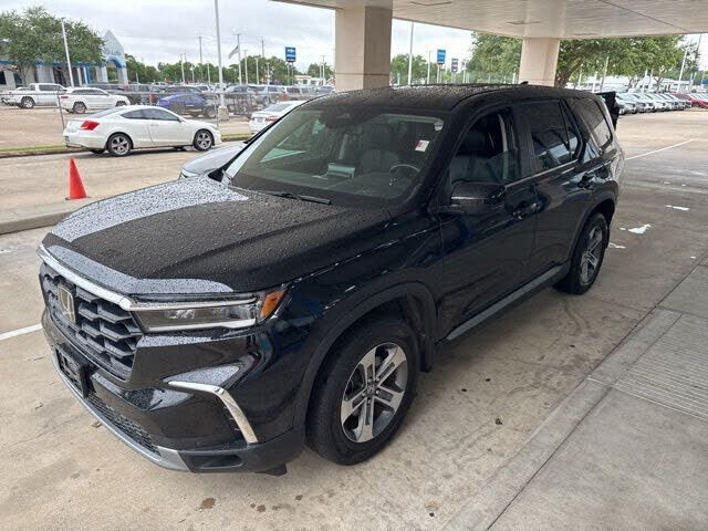 2023 HONDA Pilot
