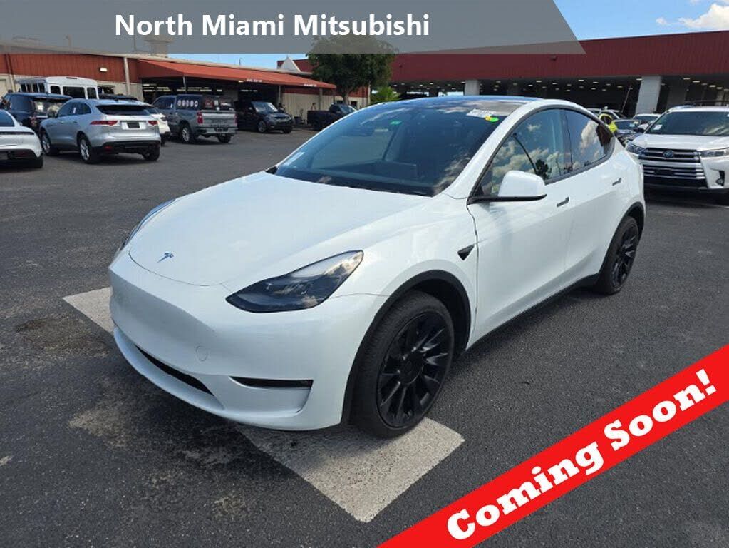 2023 TESLA Model Y