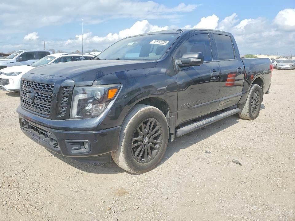 2019 NISSAN Titan