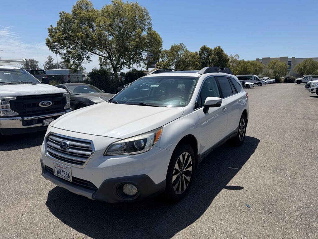 2017 SUBARU Outback
