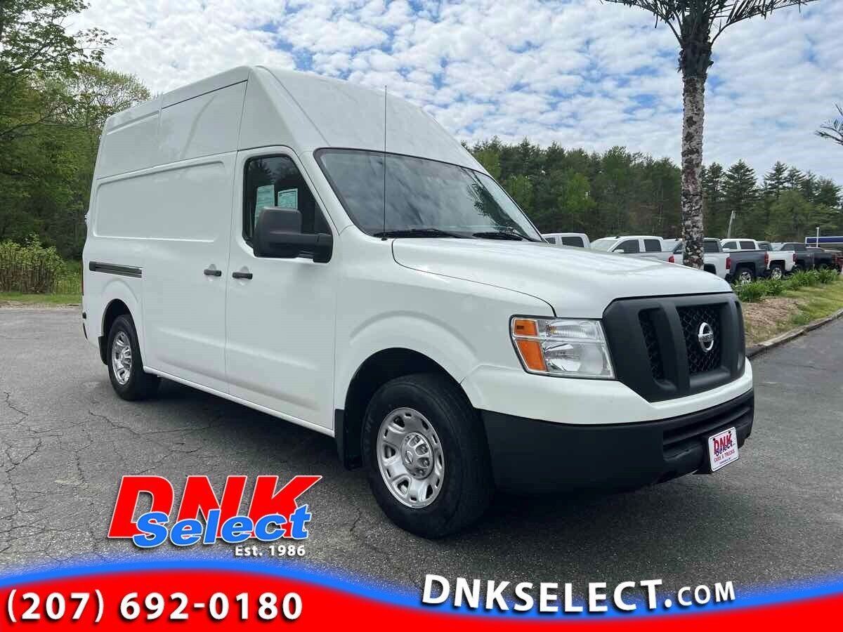 2018 NISSAN NV