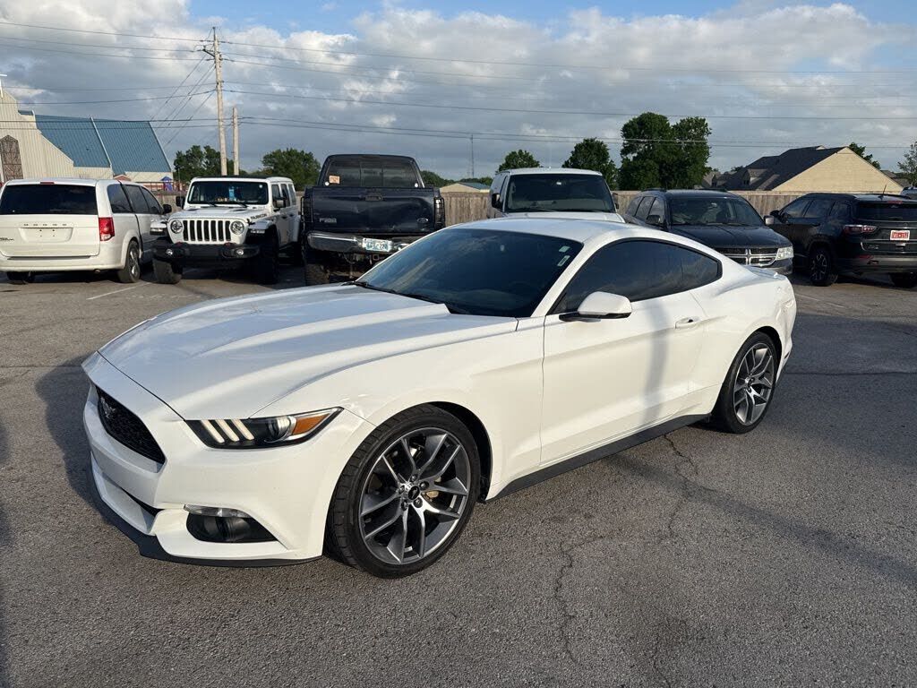 2016 FORD Mustang