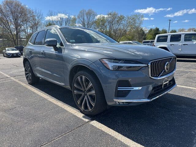2023 VOLVO XC60