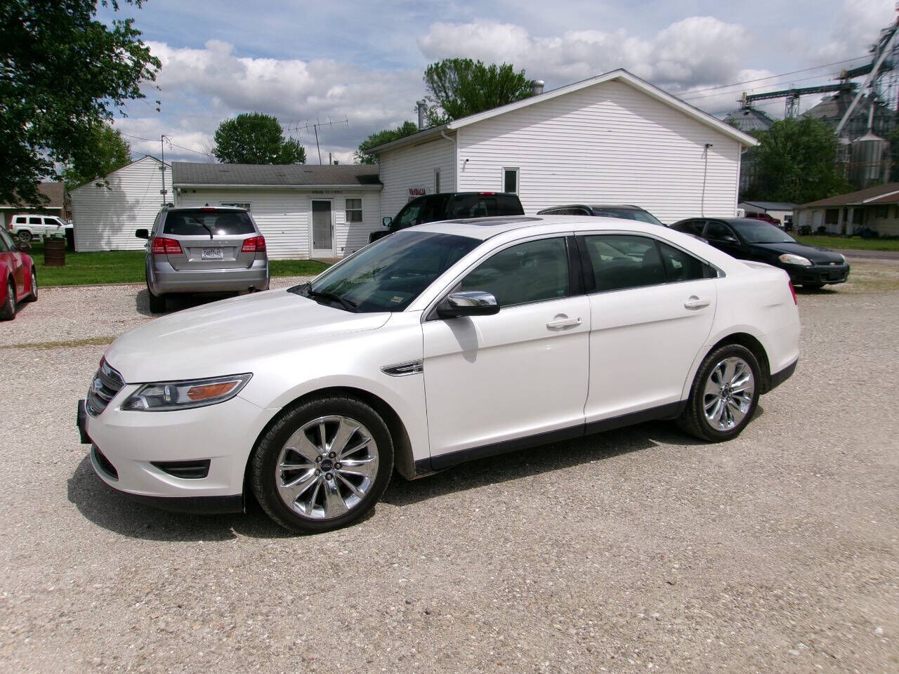2012 FORD Taurus
