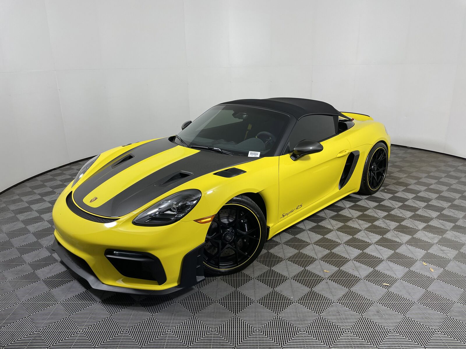 2025 PORSCHE 718