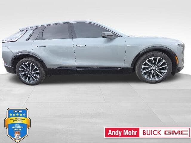 2024 CADILLAC Lyriq