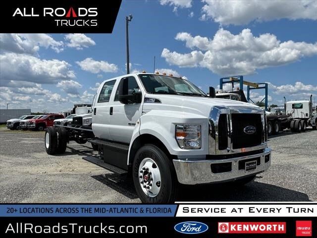 2025 FORD F-750