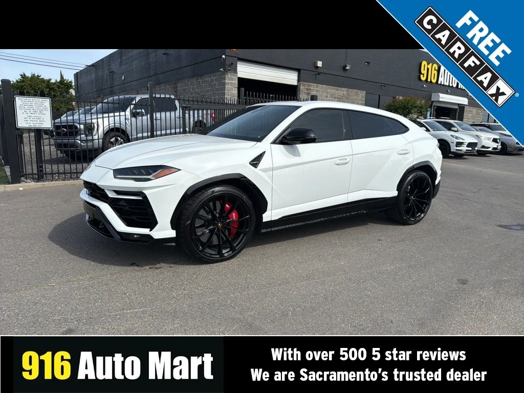 2022 LAMBORGHINI URUS