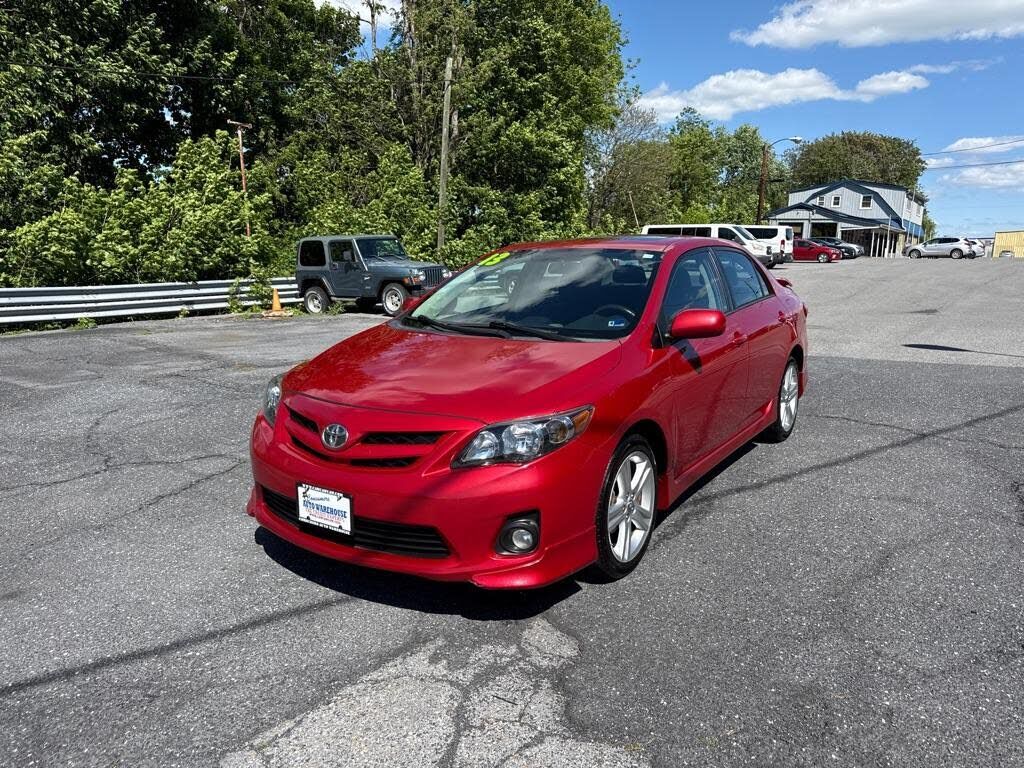 2013 TOYOTA Corolla