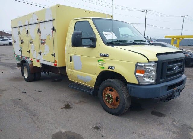 2017 FORD E-450