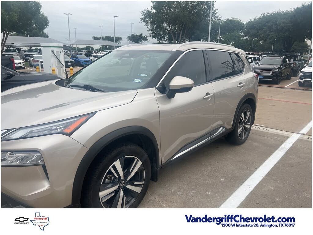 2021 NISSAN Rogue