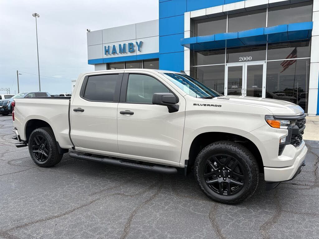 2026 CHEVROLET Silverado