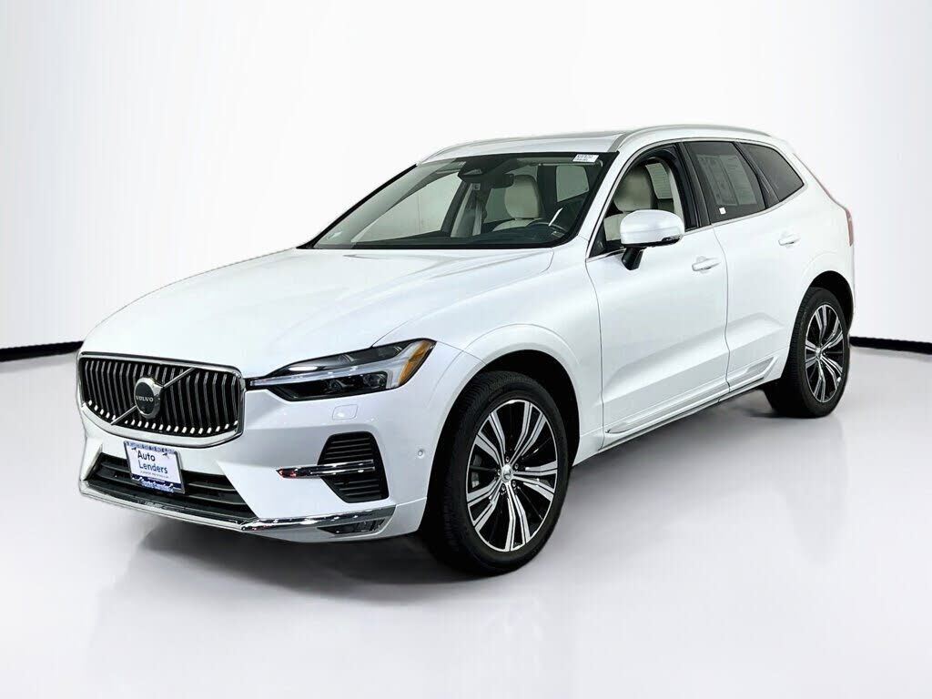2022 VOLVO XC60