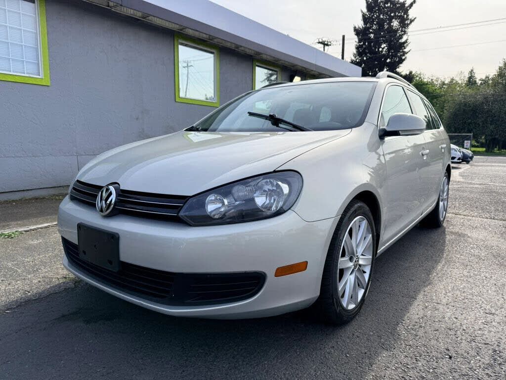 2012 VOLKSWAGEN Jetta SportWagen
