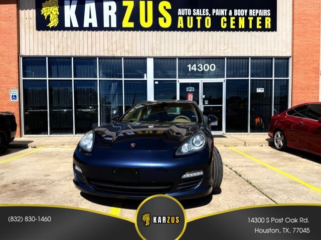 2012 PORSCHE Panamera