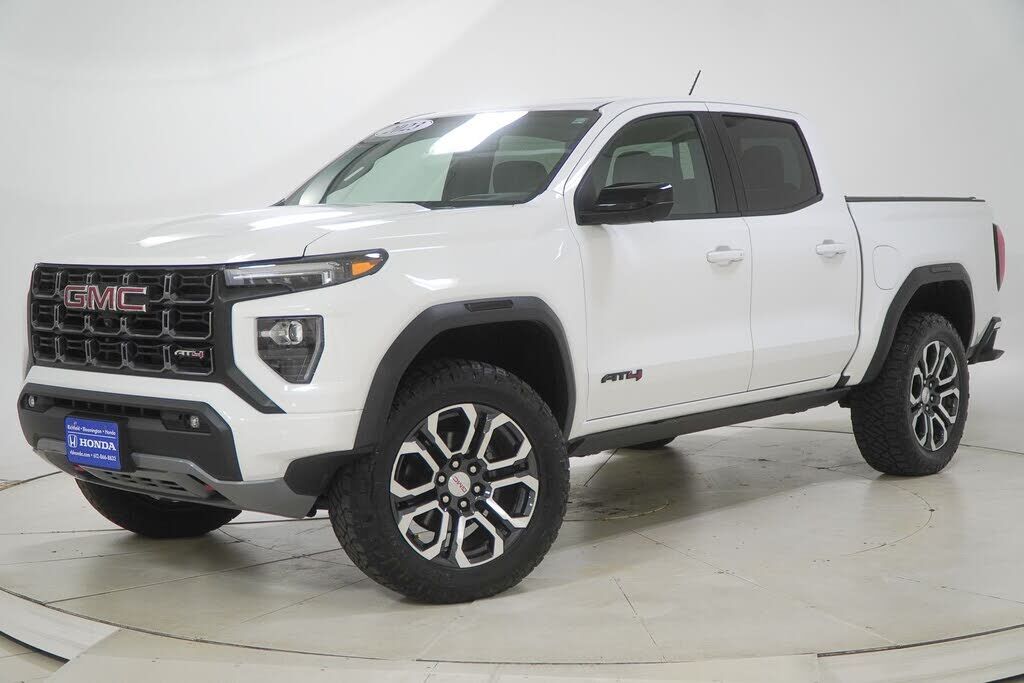 2023 GMC Canyon