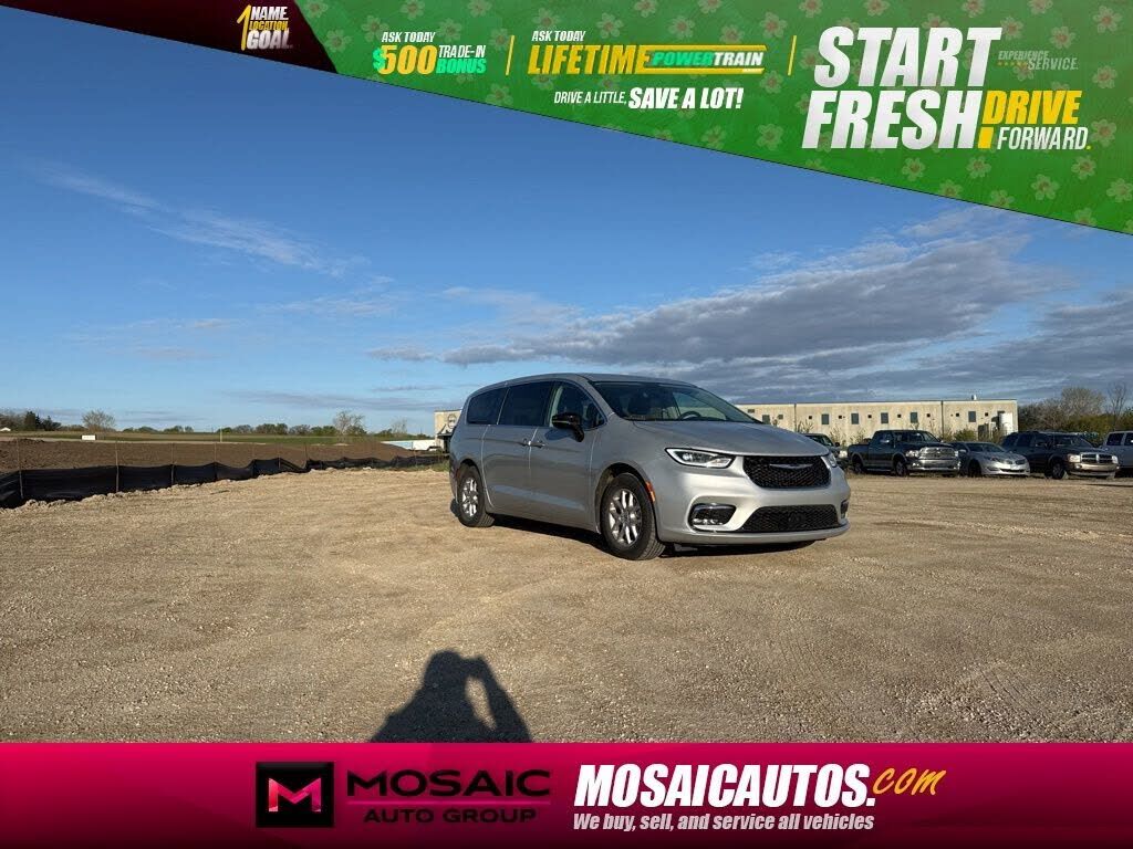 2024 CHRYSLER Pacifica