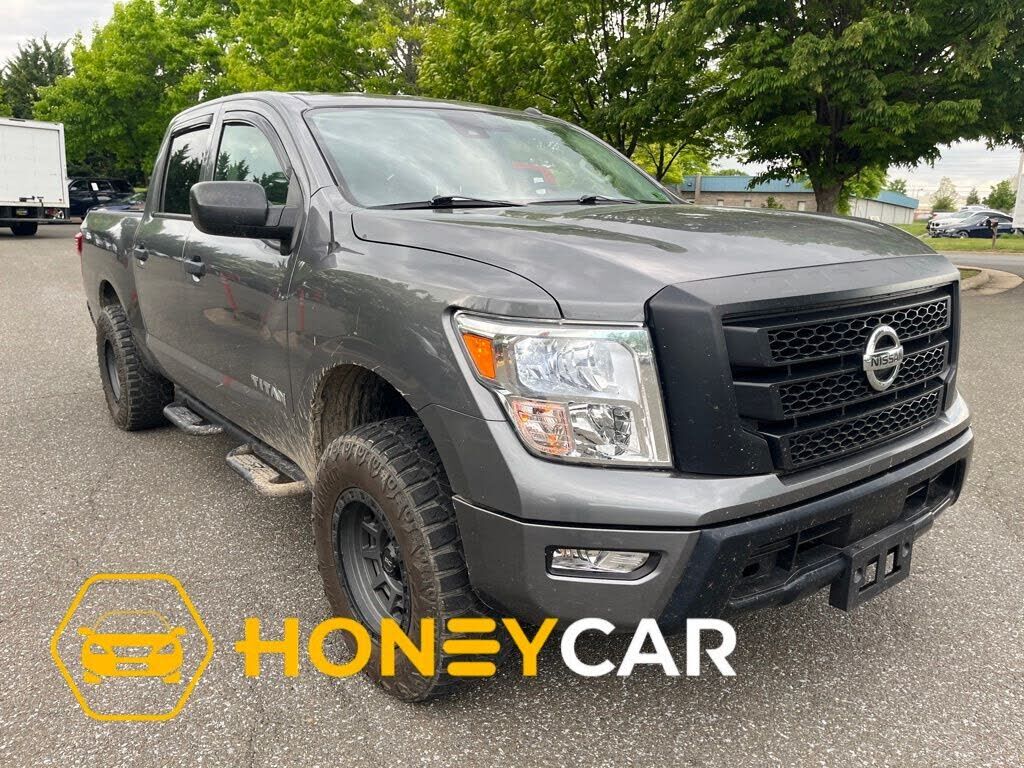 2020 NISSAN Titan