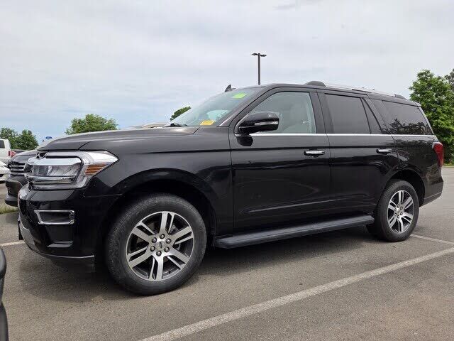 2024 FORD Expedition