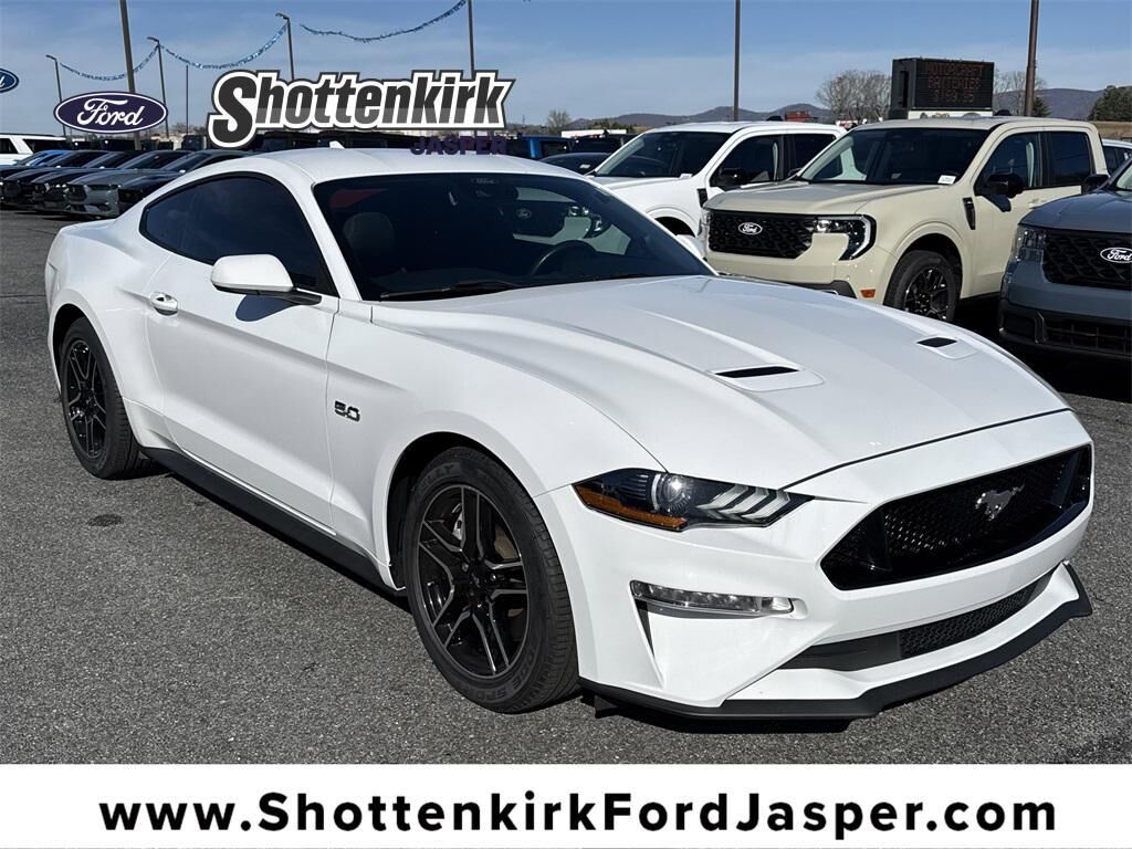 2021 FORD Mustang