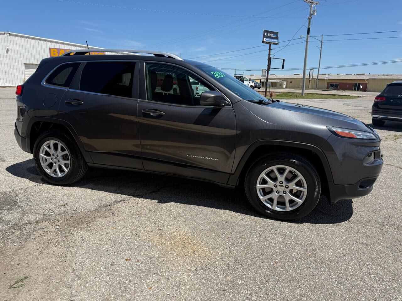 2017 JEEP Cherokee