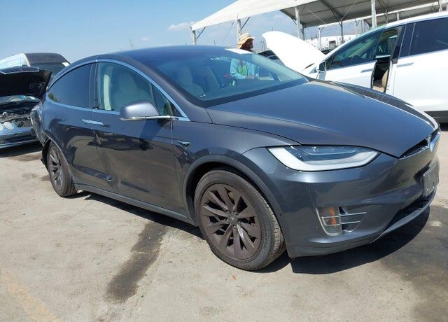 2018 TESLA Model X