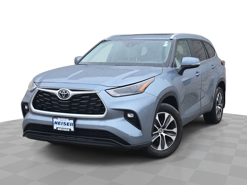 2024 TOYOTA Highlander