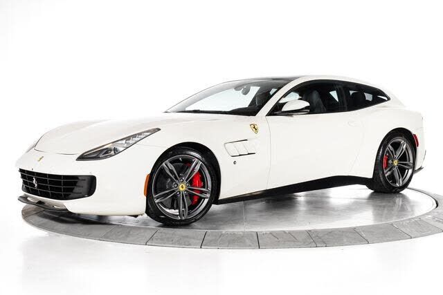 2019 FERRARI GTC4Lusso